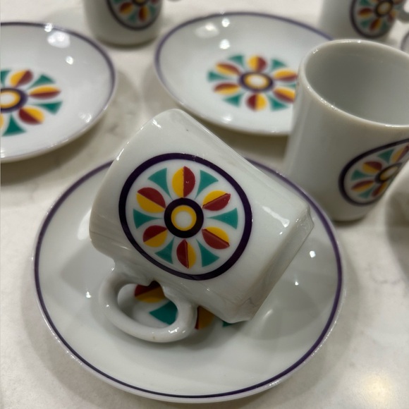 Vintage Folk Art 18 piece mini porcelain tea set, Made in Japan - Picture 6 of 11